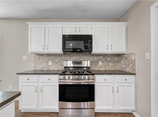 15102 Faircrest Dr, College Station, TX 77845