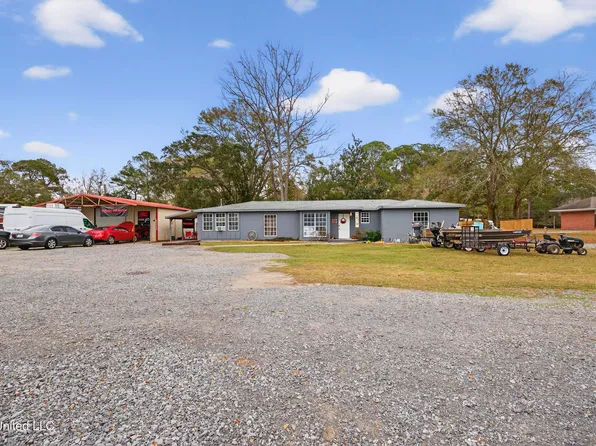 7621 Elder Ferry Rd, Moss Point, MS 39563