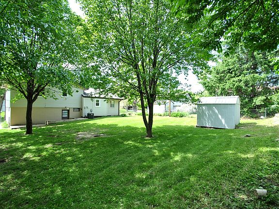 4th image of 7307 Park Crest Dr