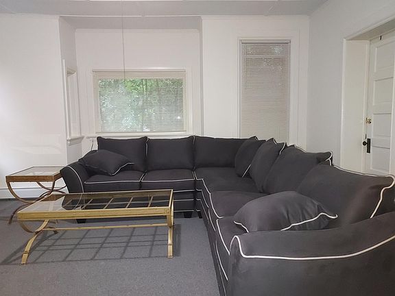 2nd image of 125 Highland Pl #2