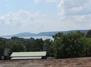 Hickory Dr, Eufaula, OK 74432