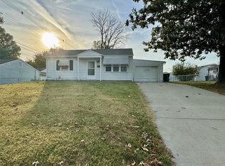 505 N 39th St, Belleville, IL 62226