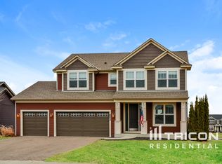 1142 Fieldgate Rd, Waconia, MN 55387