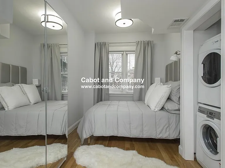 200 Warren Ave #4 — Photo 5