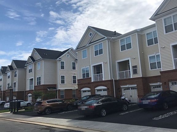 2nd image of 23300 Milltown Knoll Sq