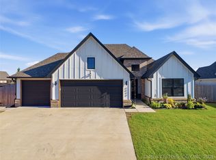6044 E 127th St S, Bixby, OK 74008