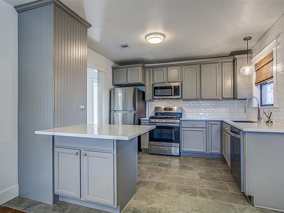 5th image of 10243 Goodyear Dr