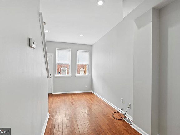 3rd image of 2343 E Harold St