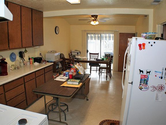4th image of 3778 E White Ave