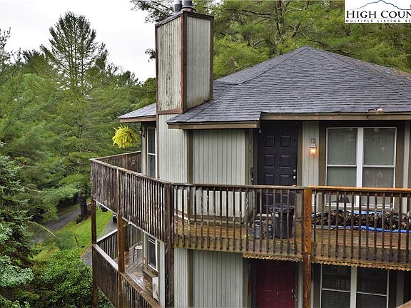 2nd image of 223 Hillcrest Drive #B1