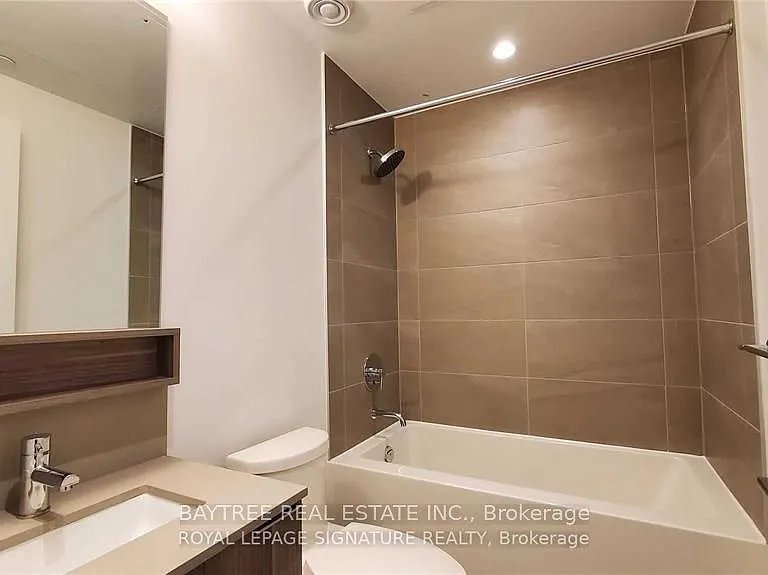 898 Portage Pkwy #4512 — Photo 5