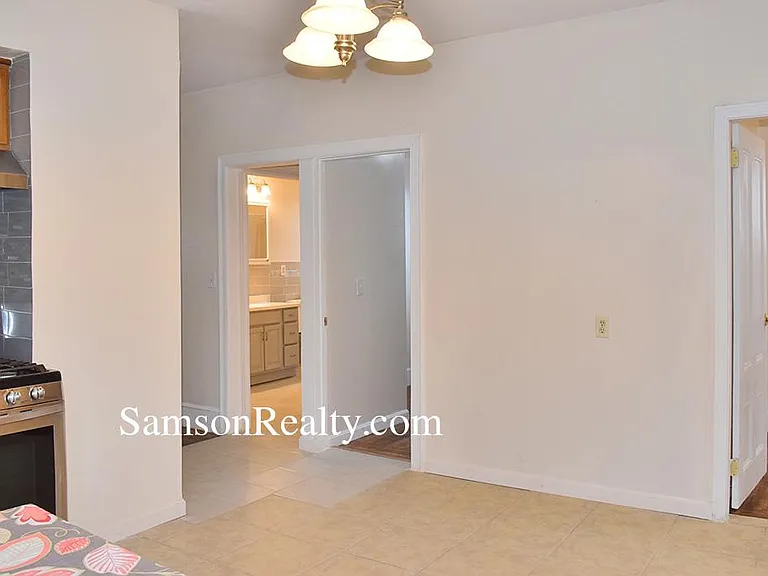 177 Walnut St #1 — Photo 10