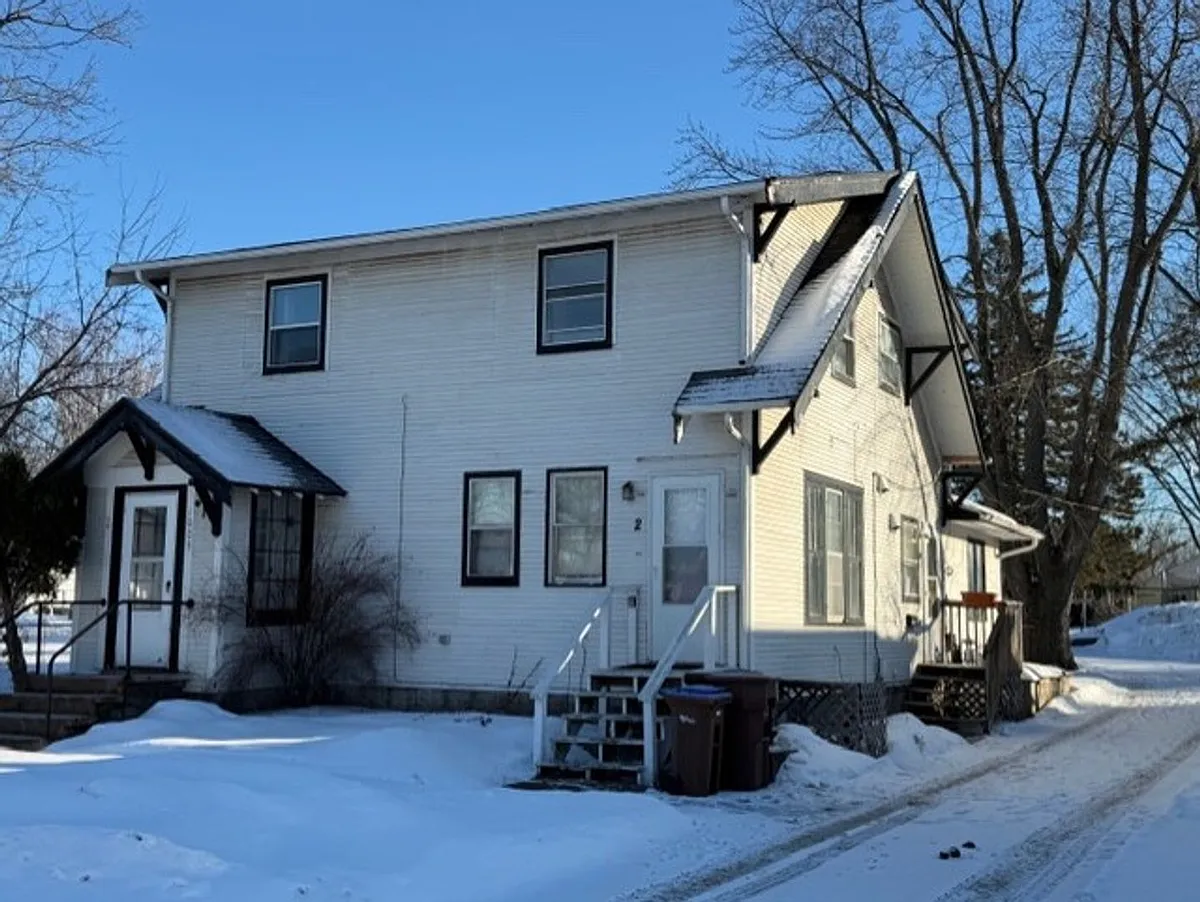 Building Photo - 1005 S 6th St #3