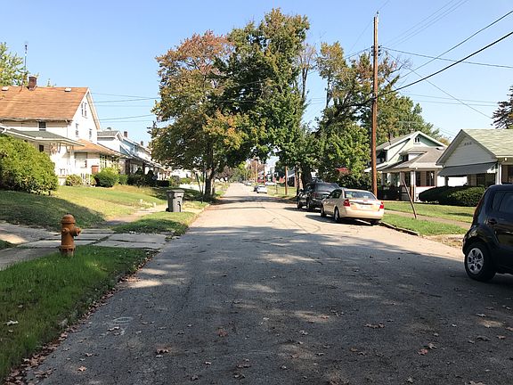 2nd image of 214 S Maryland Ave