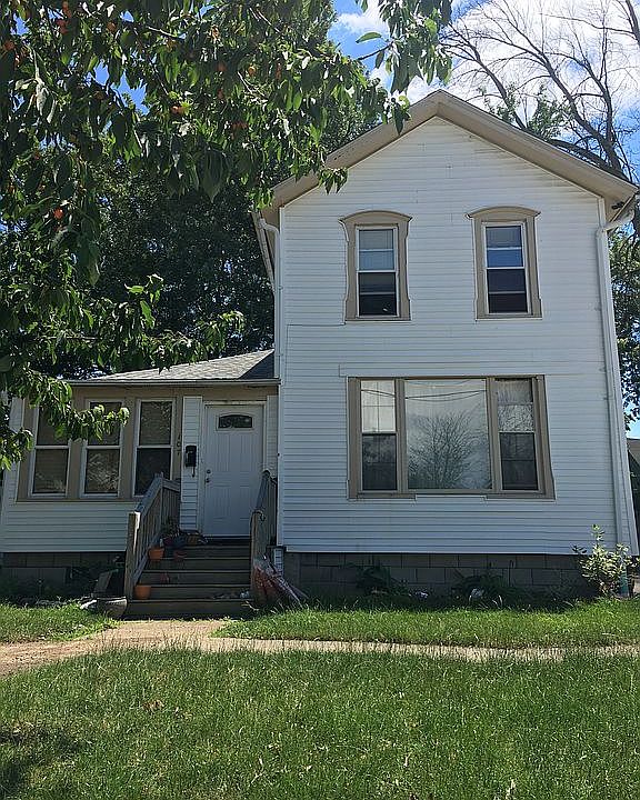 1st image of 107 Hill St