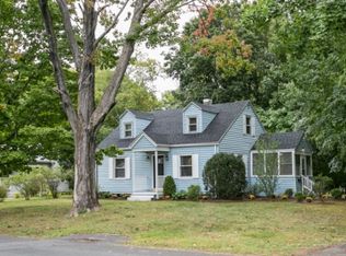 32 Colonial Ave, Agawam, MA 01001