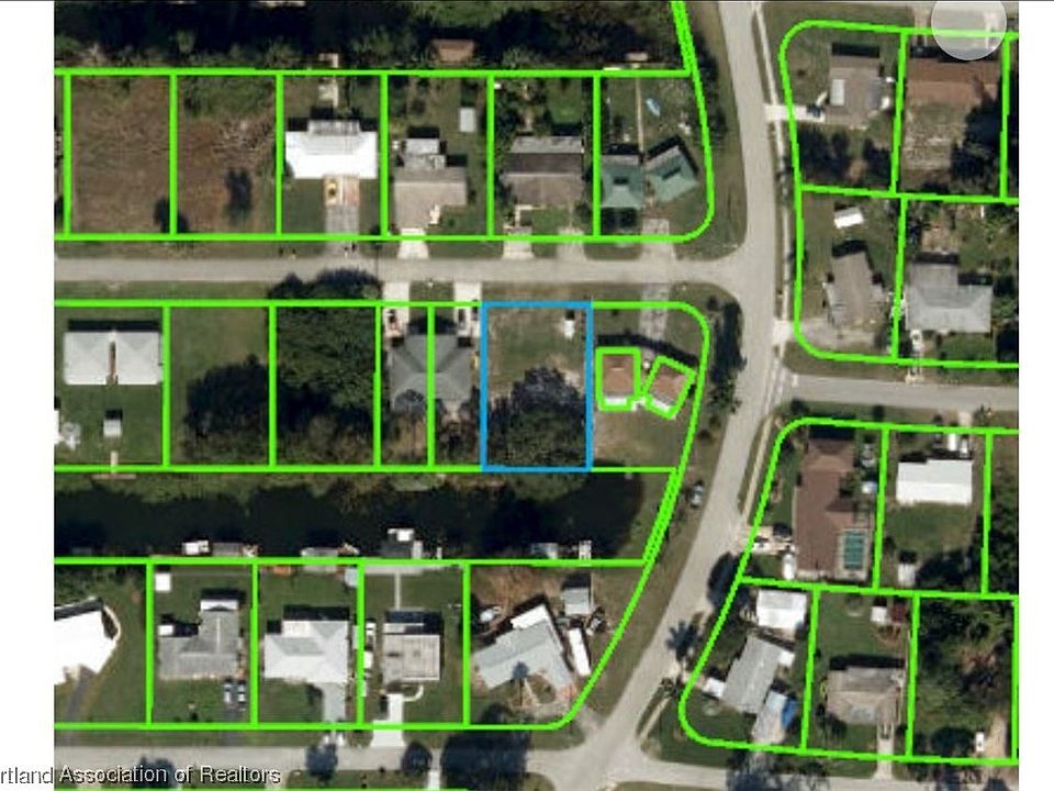 2nd image of 106 Jasmine Ct