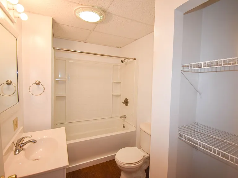 3 Fairview St — Photo 26