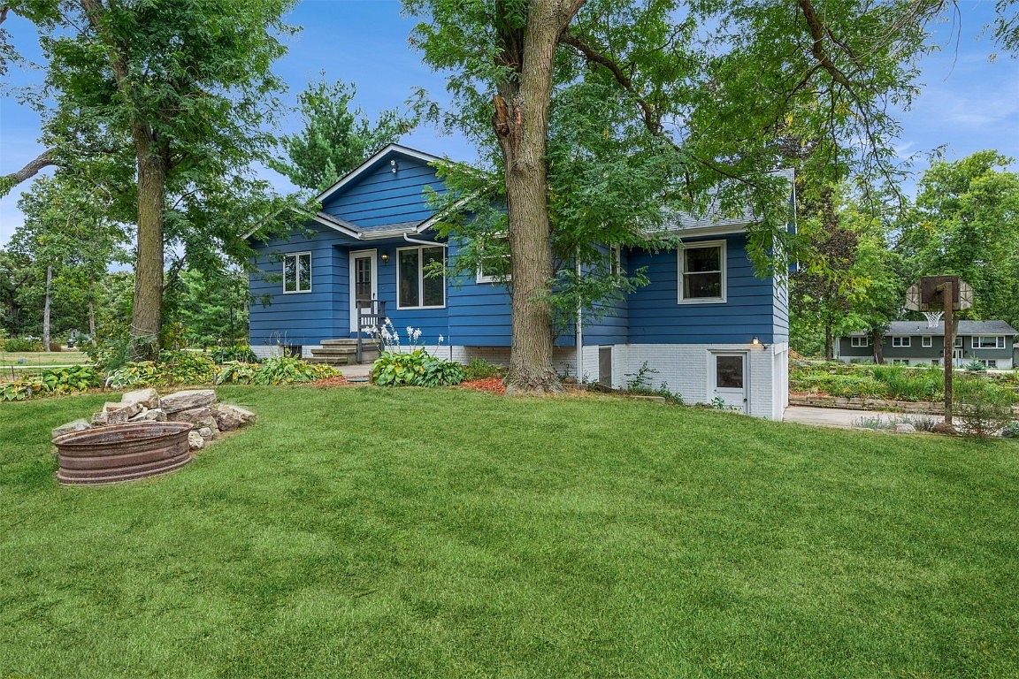 8 Klemish Cir, Center Point, IA 52213 Zillow