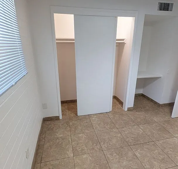 2053 N Alvernon Way — Photo 18