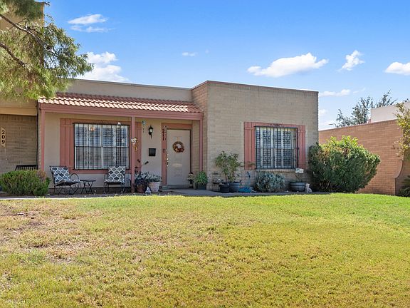 2nd image of 211 Maricopa Dr
