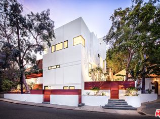 222 Amalfi Dr, Santa Monica, CA 90402