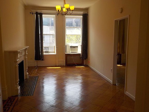 4th image of 39 W 75th St APT 3F