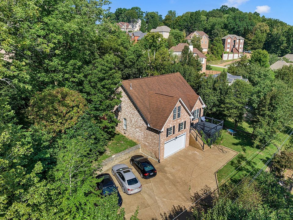 7453 Sawyer Brown Rd, Nashville, TN 37209 | Zillow
