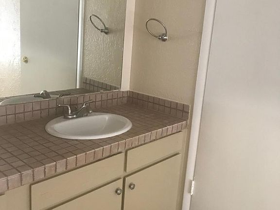 Master restroom