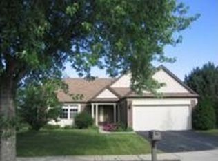2324 Pontiac Cir, Naperville, IL 60565