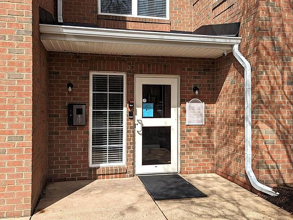 4th image of 3810 Lightfoot St Unit 309