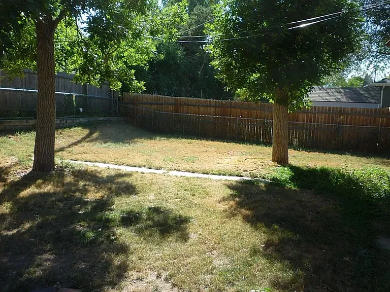 6391 S Spotswood Cir — Photo 15