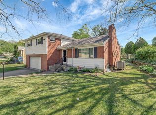 1660 Locksley Dr, Cincinnati, OH 45230