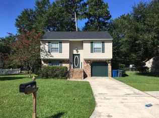203 Indian Dr, Summerville, SC 29486