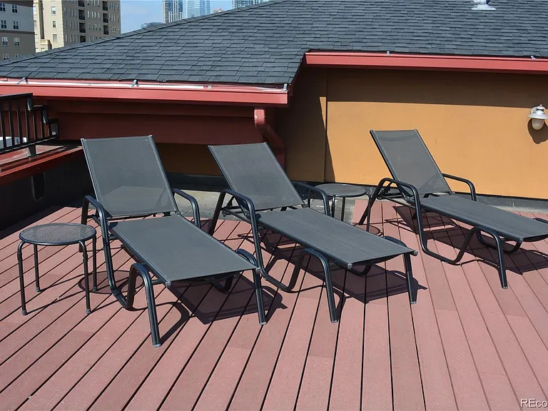 1120 Delaware St #405 — Photo 20