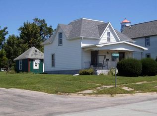 401 4th St, Clutier, IA 52217