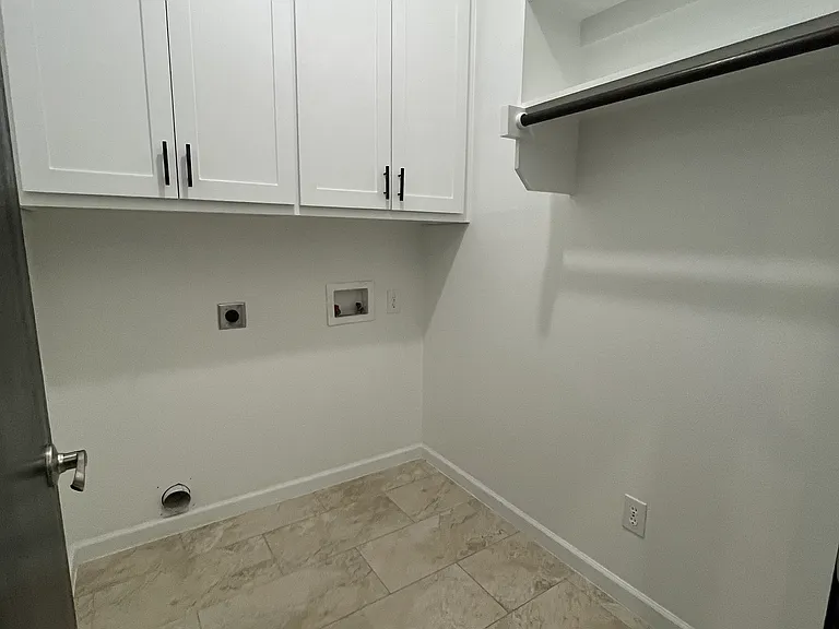 6304 Spring Ranch Dr — Photo 16