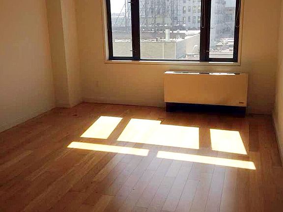 4th image of 1102 49th Ave APT 3J