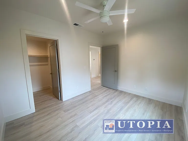 448 May Ave #4 — Photo 14