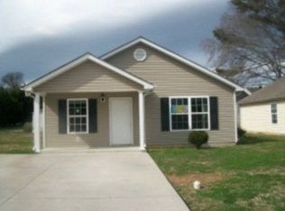 305 Woodbranch Dr, Dalton, GA 30721