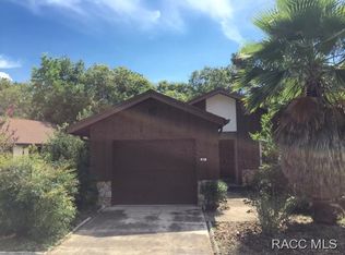38 Dogwood Dr, Homosassa, FL 34446