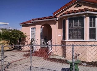 6900 S Van Ness Ave, Los Angeles, CA 90047