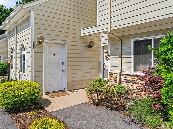 2nd image of 407 Crystal Hill Lane