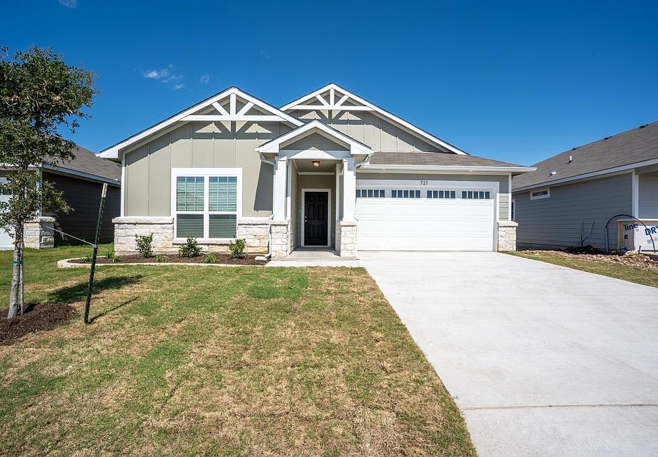 1st image of 721 Skylar Heights Dr