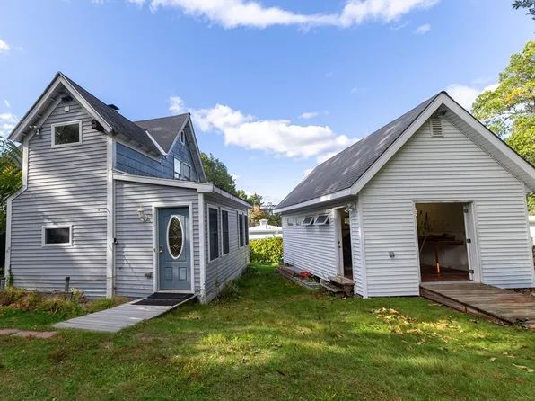 1479 Main St, Leominster, MA 01453