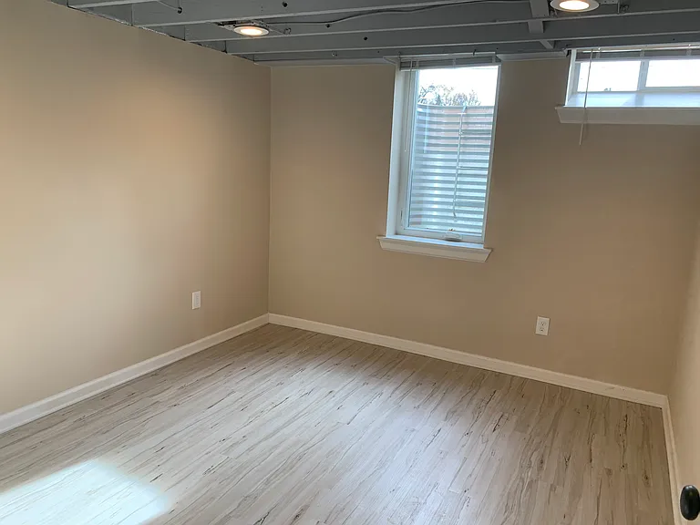 850 Redeemer Ave — Photo 12