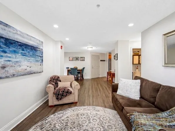 200 Market St Unit 3211, Lowell, MA 01852