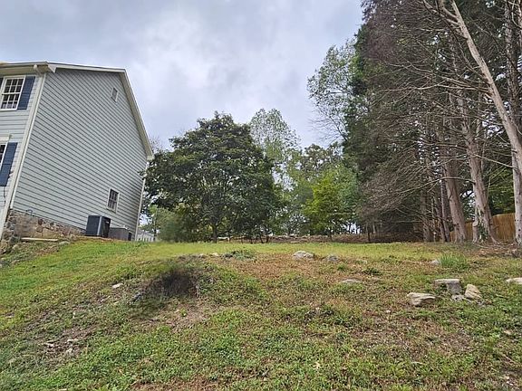 Home view from side and side yard