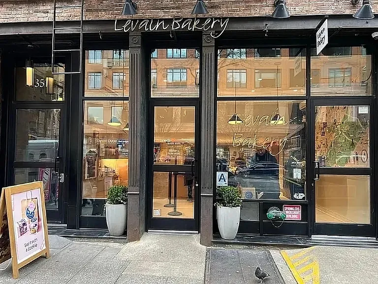 338 W 17th St #2C — Photo 9