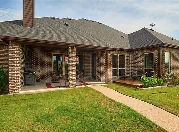 3rd image of 3341 Eagles Nest Dr